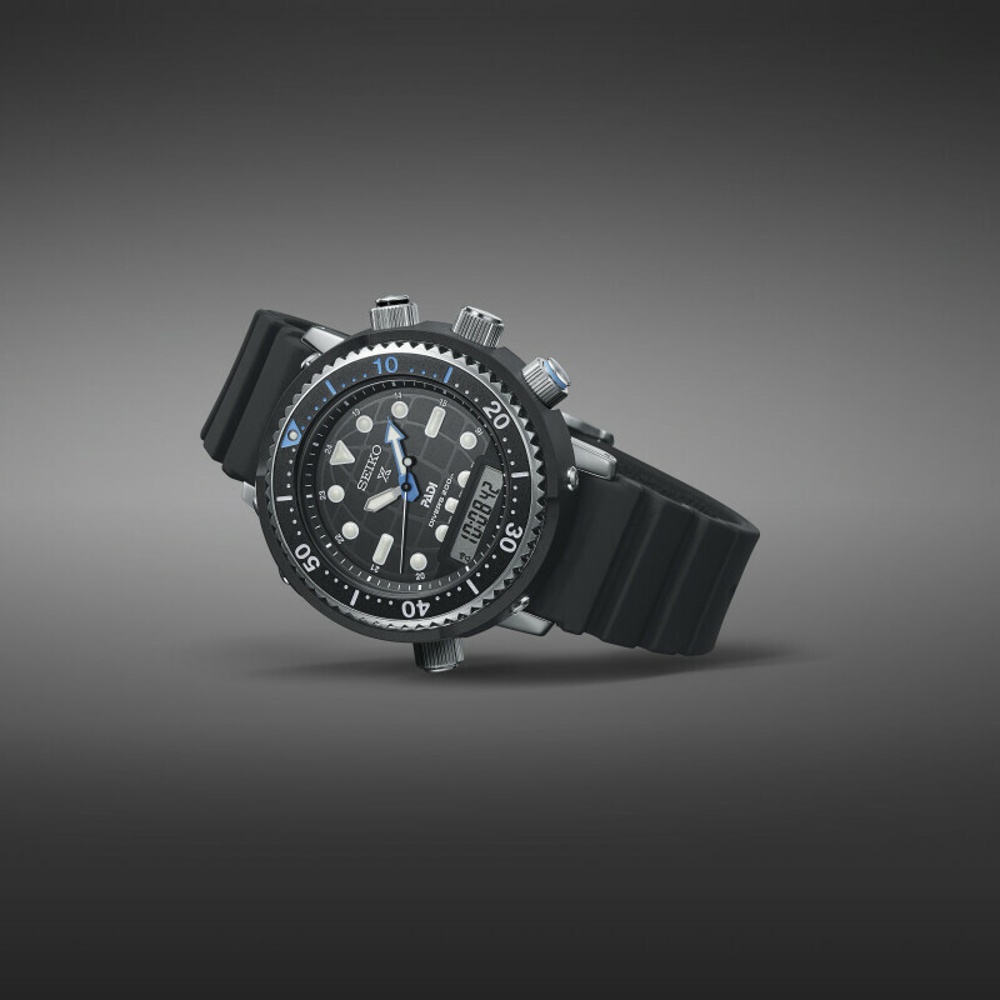 Seiko Arnie SNJ035P1 Hybrid Diver’s 40th Anniversary