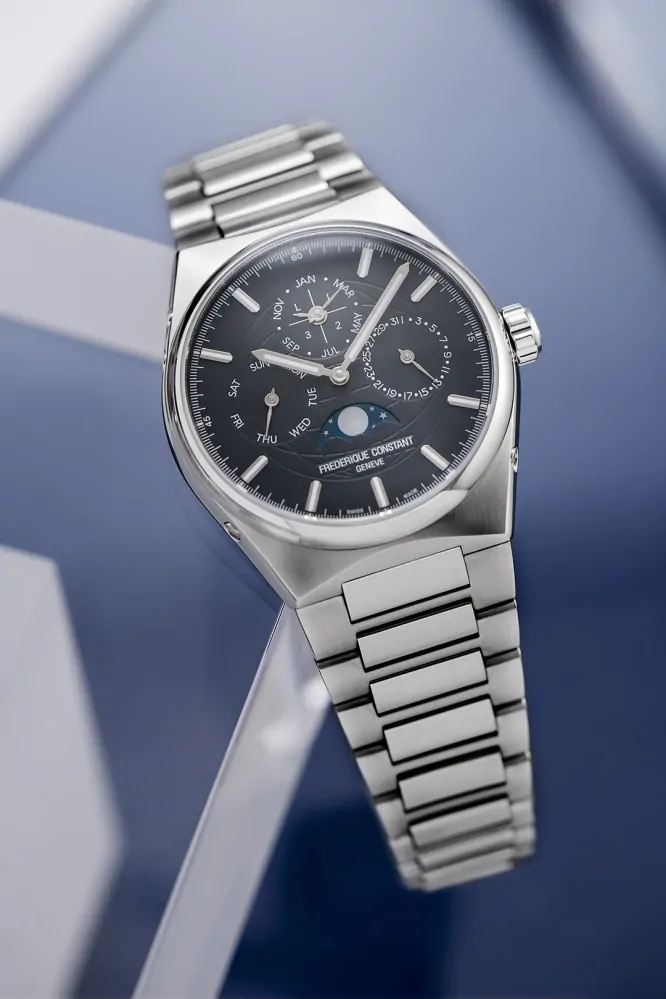 Frederique Constant Highlife Perpetual Calendar Manufacture FC-775BL4NH6B
