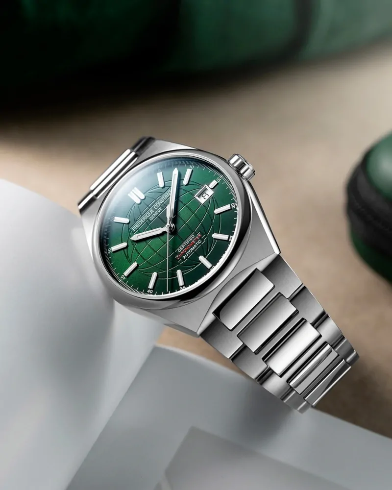 Frederique Constant Highlife Automatic COSC FC-303G3NH6B