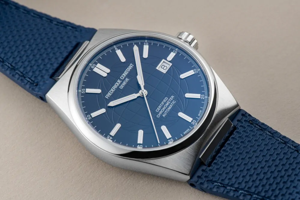 Frederique Constant Highlife Automatic COSC FC-303N4NH6B