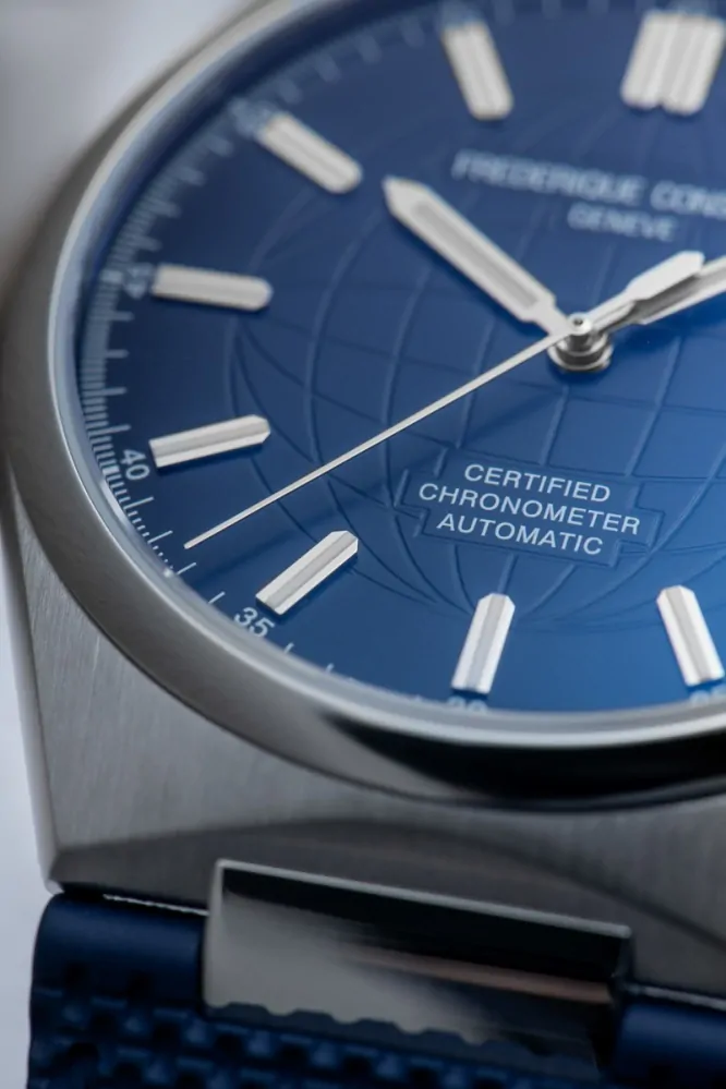 Frederique Constant Highlife Automatic COSC FC-303N4NH6B