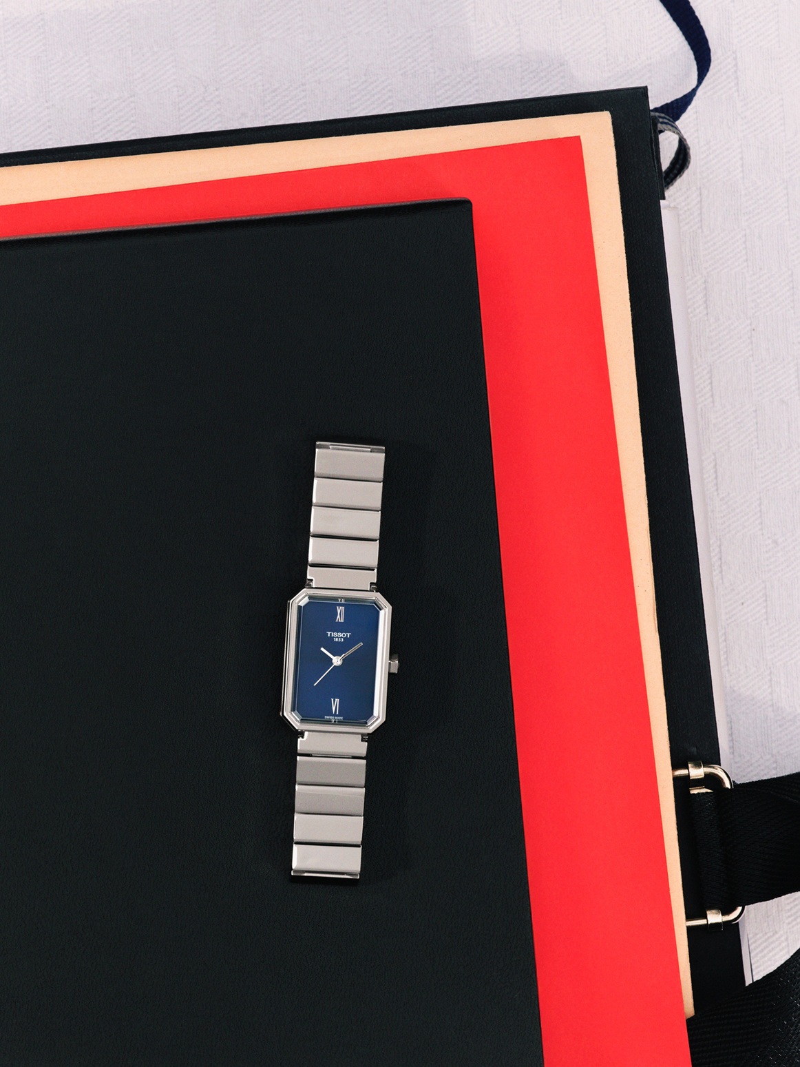 Tissot SRV T160.110.11.043.00